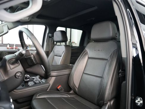 Used 2024 GMC Sierra 1500 Denali w/ Denali Reserve Package AWD/4WD image 30