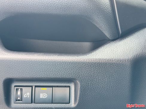 Certified 2024 Toyota RAV4 XLE AWD/4WD image 30