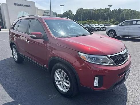 Used 2015 Kia Sorento LX AWD/4WD image 1