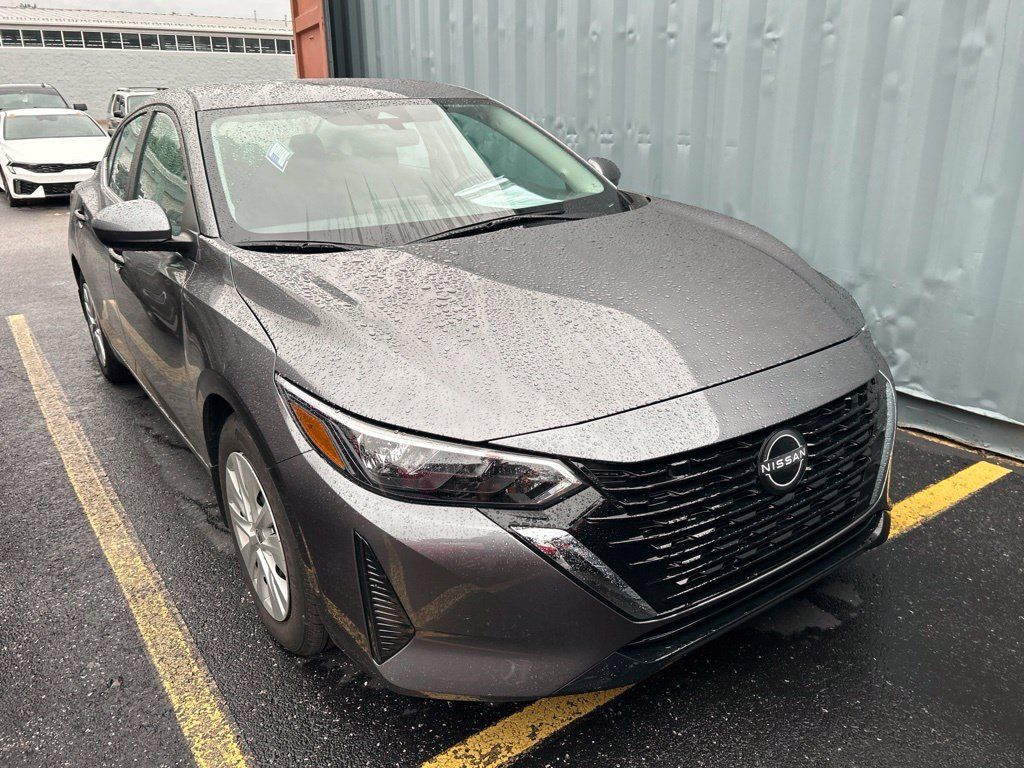 Used 2025 Nissan Sentra S FWD image 2