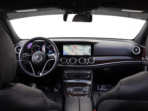 Used 2021 Mercedes-Benz E 350 4MATIC Sedan w/ Premium Package image 34