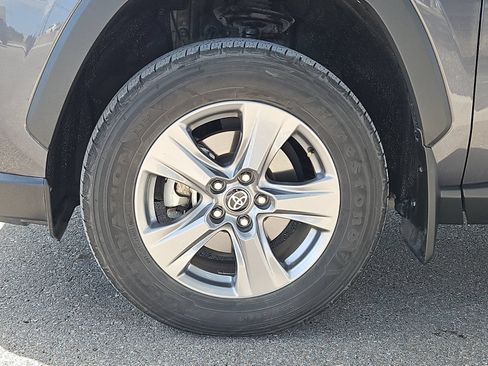 Certified 2024 Toyota RAV4 XLE w/ Convenience Package FWD image 24