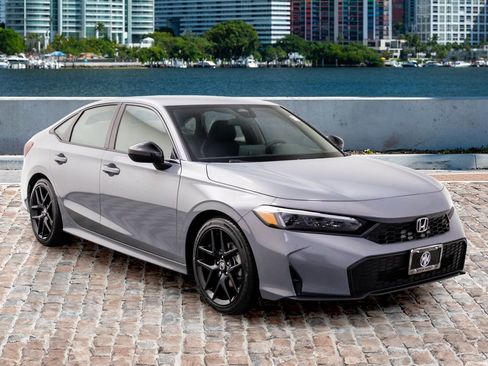 New 2025 Honda Civic Sport image 3