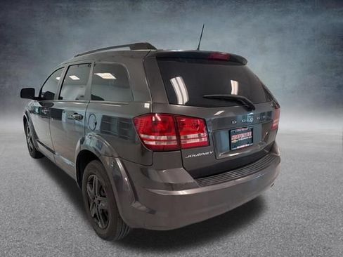Used 2019 Dodge Journey SE FWD image 6