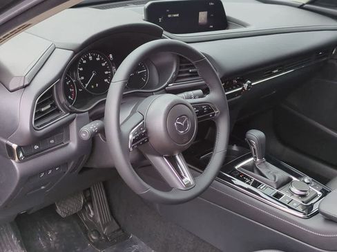 New 2025 MAZDA CX-30 AWD 2.5 S w/ Preferred Package image 2