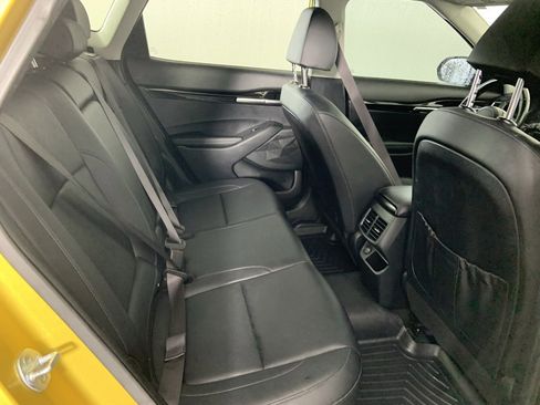 Used 2021 Kia Seltos SX w/ SX Sunroof Package image 19