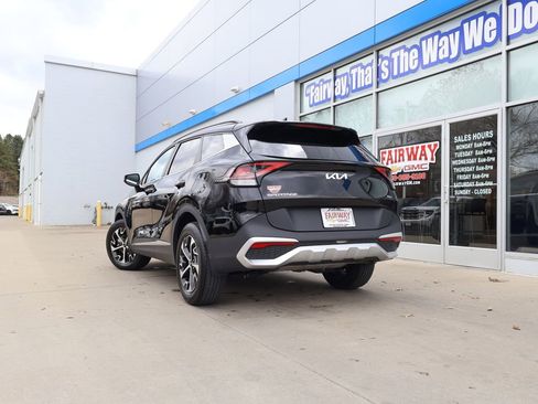 Used 2025 Kia Sportage EX w/ Premium Package image 37