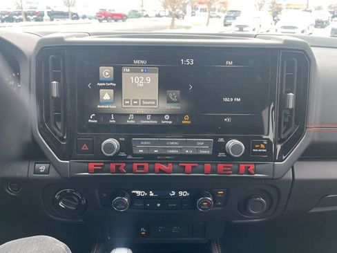 Used 2025 Nissan Frontier PRO-4X image 22