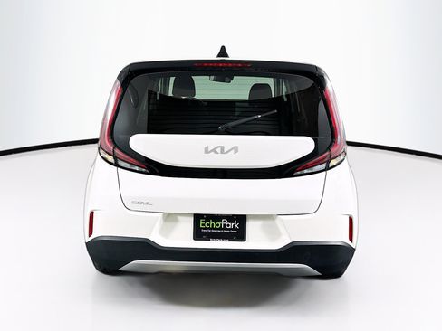 Used 2024 Kia Soul LX w/ Option Group 015 image 7