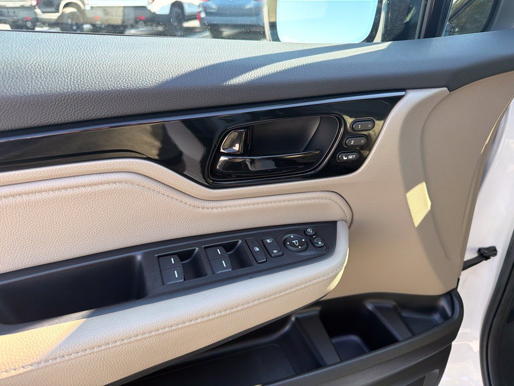 Certified 2023 Honda Odyssey Elite image 28
