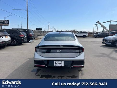 New 2025 Hyundai Sonata SEL image 6