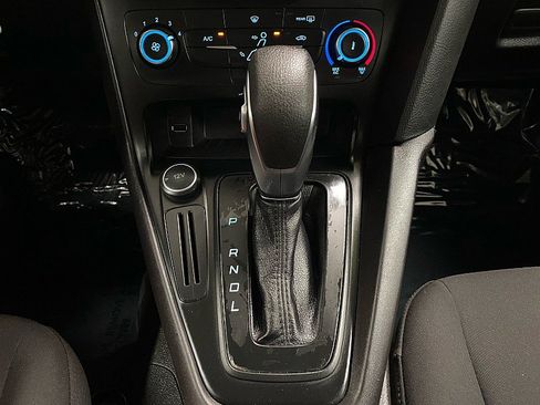 Used 2017 Ford Focus SE image 21