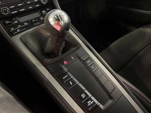 Used 2018 Porsche 911 GT3 image 77