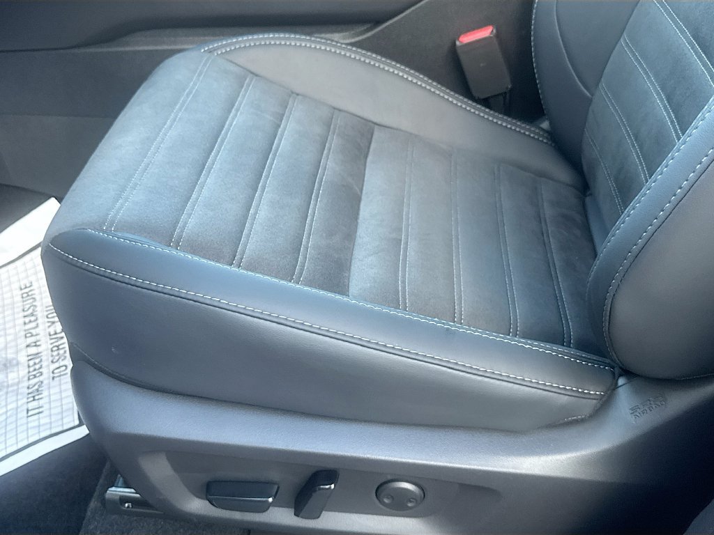 Used 2025 Mitsubishi Outlander SE FWD image 20