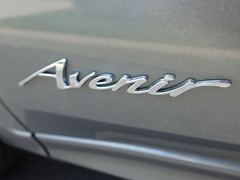 New 2026 Buick Envista Avenir FWD image 9