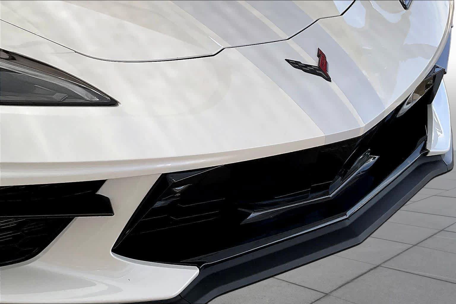 Used 2023 Chevrolet Corvette Stingray Premium Conv w/ Z51 Performance Package RWD image 27