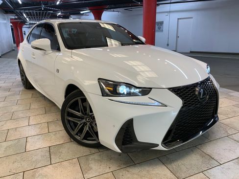 Used 2020 Lexus IS 350 F Sport w/ F Sport Package AWD/4WD image 2