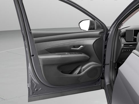Used 2025 Hyundai Tucson SEL FWD image 12