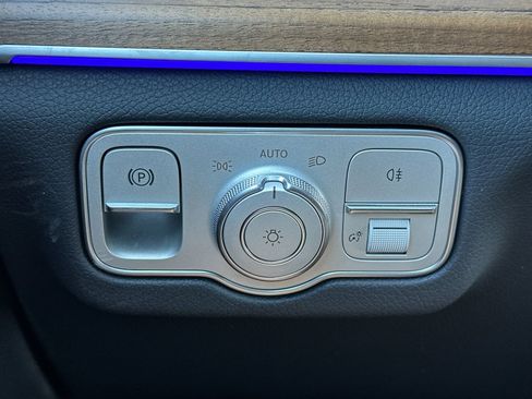 New 2025 Mercedes-Benz GLE 450 GLE 450 image 31