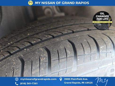 Used 2023 Nissan Altima 2.5 SV w/ SV Premium Package AWD/4WD image 35