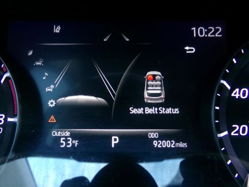 Used 2021 Toyota Highlander XLE image 9