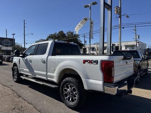 Used 2022 Ford F350 Lariat w/ FX4 Off-Road Package image 9