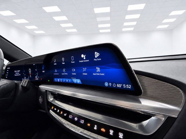 Used 2024 Cadillac Lyriq Sport AWD/4WD image 27