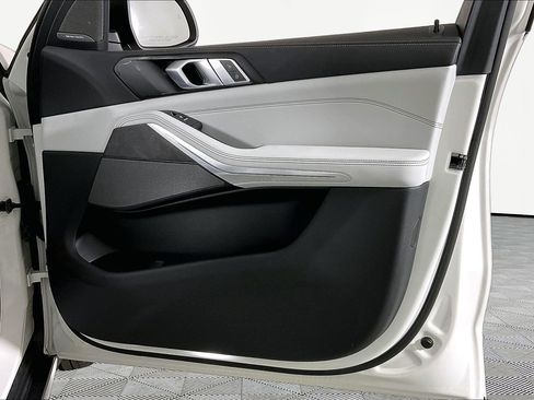 Certified 2026 BMW X5 xDrive40i AWD/4WD image 22