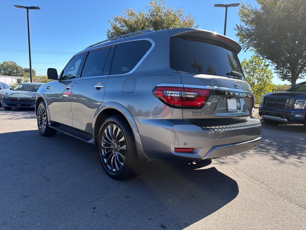 Used 2023 Nissan Armada Platinum w/ Captain's Chairs Package RWD image 3