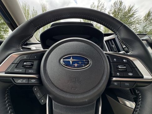 Used 2024 Subaru Forester Premium AWD/4WD image 18