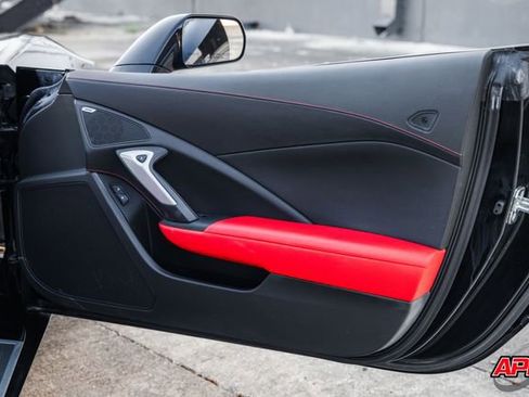 Used 2015 Chevrolet Corvette Z06 w/ 3LZ Preferred Equipment Group image 71