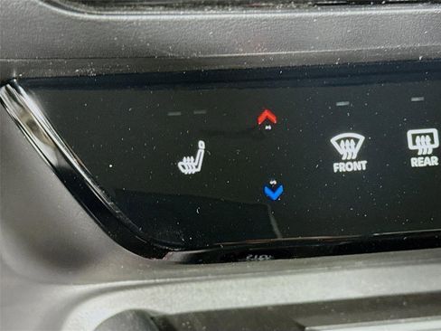 New 2026 Nissan Kicks SR FWD image 20