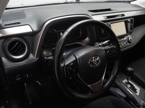Used 2016 Toyota RAV4 XLE w/ Convenience Package AWD/4WD image 11