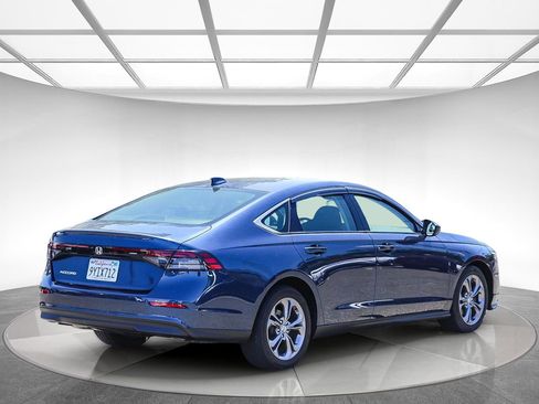 Used 2024 Honda Accord EX image 3