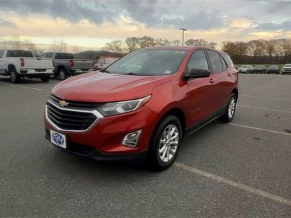 Used 2020 Chevrolet Equinox LS w/ LS Convenience Package