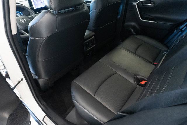 Used 2023 Toyota RAV4 Limited AWD/4WD image 10