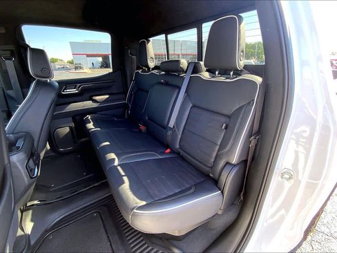 Used 2024 GMC Sierra 1500 AT4X AWD/4WD image 21