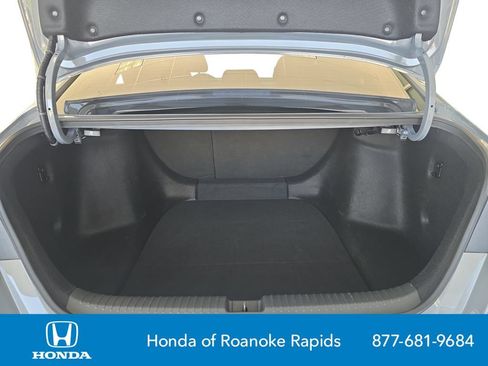 Used 2024 Honda Accord Sport image 19