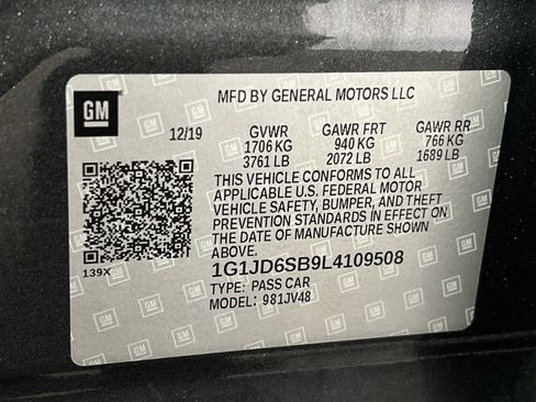 Used 2020 Chevrolet Sonic LT image 30