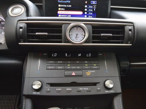 Used 2015 Lexus RC 350 AWD w/ Luxury Package image 21