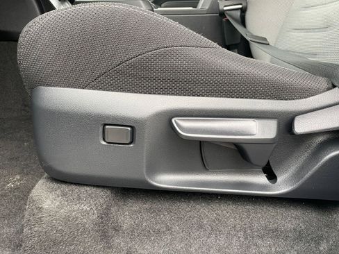 Used 2025 Toyota 4Runner TRD Off-Road image 23