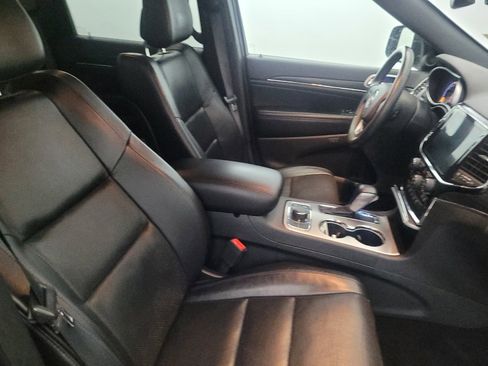 Used 2019 Jeep Grand Cherokee Limited w/ Luxury Group II image 21