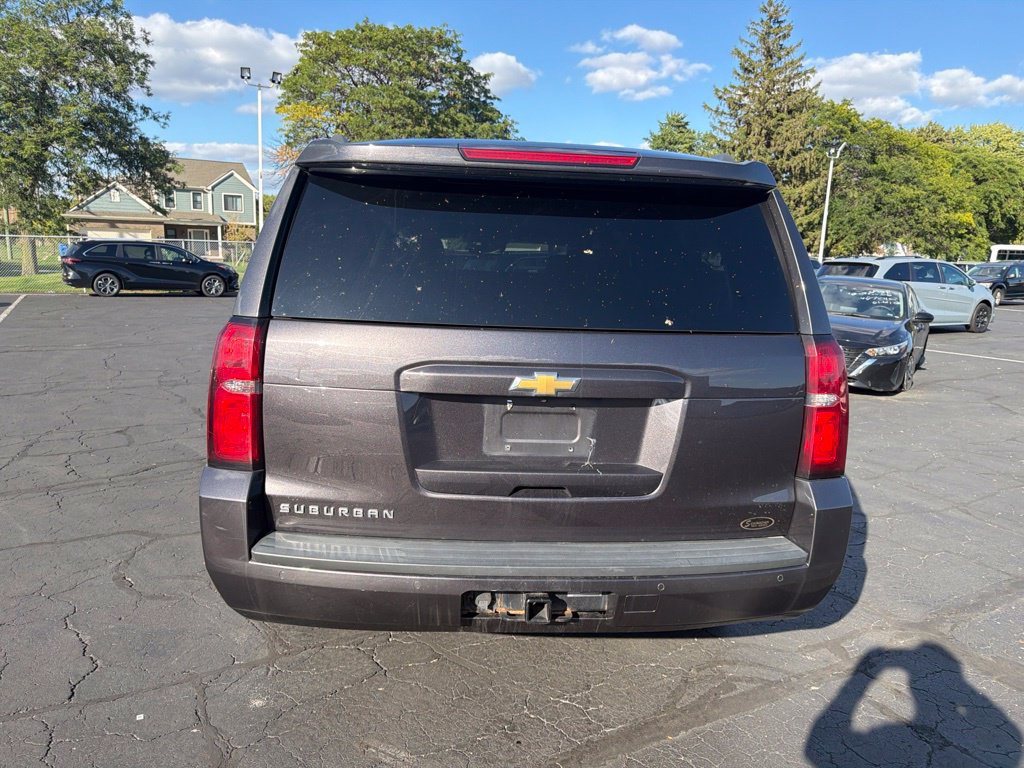 Used 2017 Chevrolet Suburban LT AWD/4WD image 7