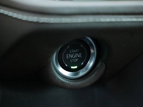 Used 2025 Chevrolet Tahoe High Country image 37