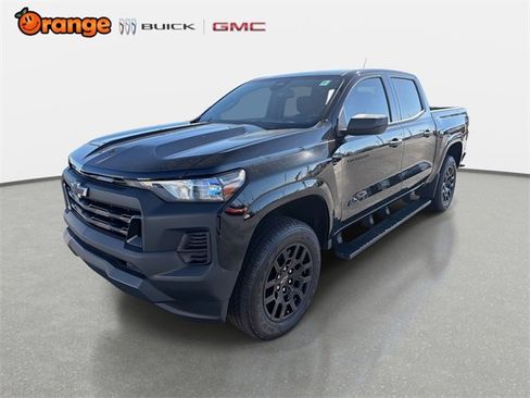 Used 2025 Chevrolet Colorado W/T w/ WT Custom Package image 7