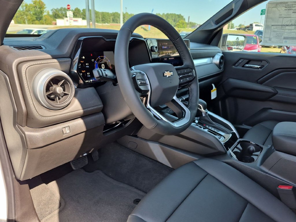 New 2026 Chevrolet Colorado LT w/ LT Convenience Package AWD/4WD image 16