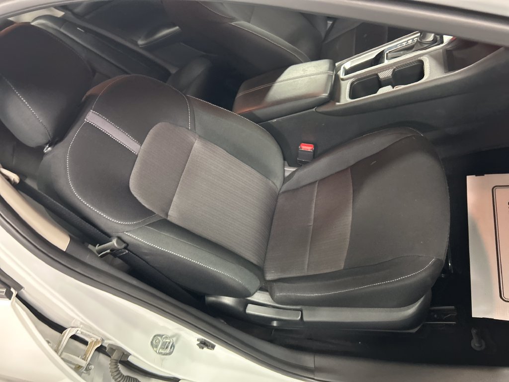 Used 2025 Nissan Sentra SV FWD image 23