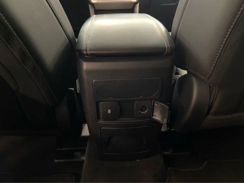 Used 2023 Ford Explorer XLT w/ Equipment Group 202A image 20