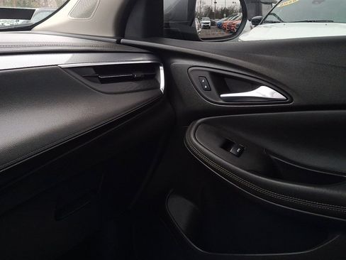 Used 2024 Buick Encore GX Preferred image 31