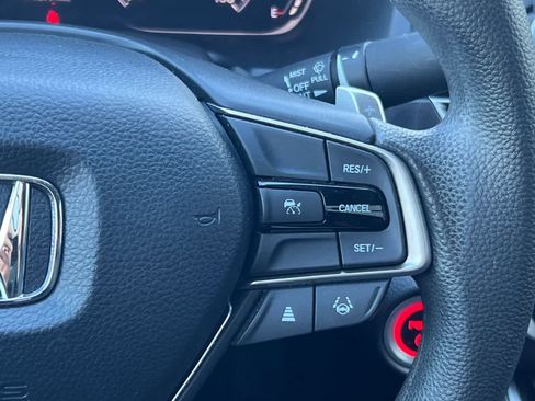 Used 2021 Honda Accord EX image 26